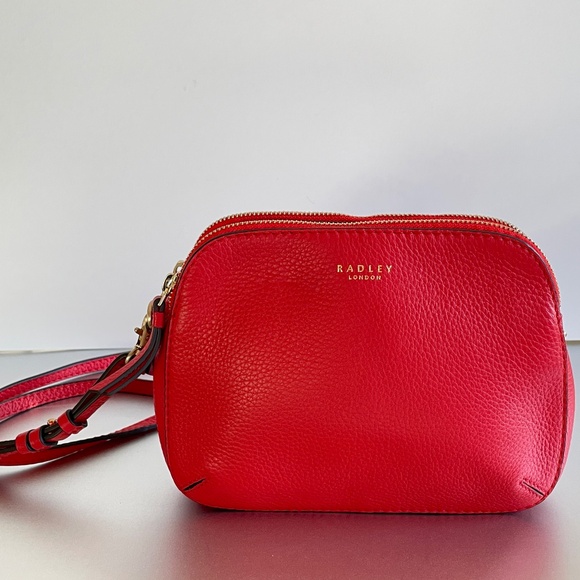RADLEY LONDON Dukes Place red leather small crossbody bag - Picture 1 of 6